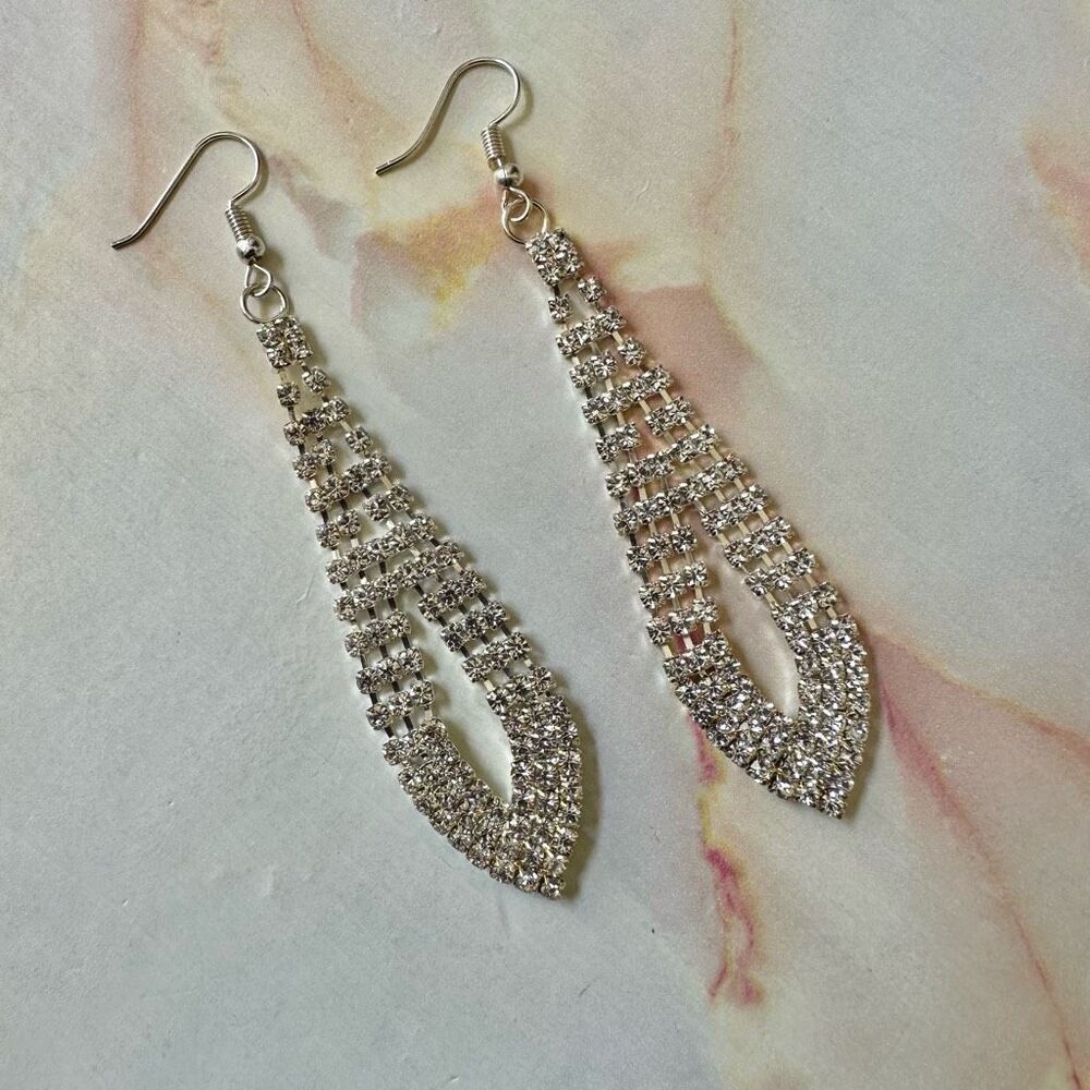 Gorgeous long rhinestone earrings
